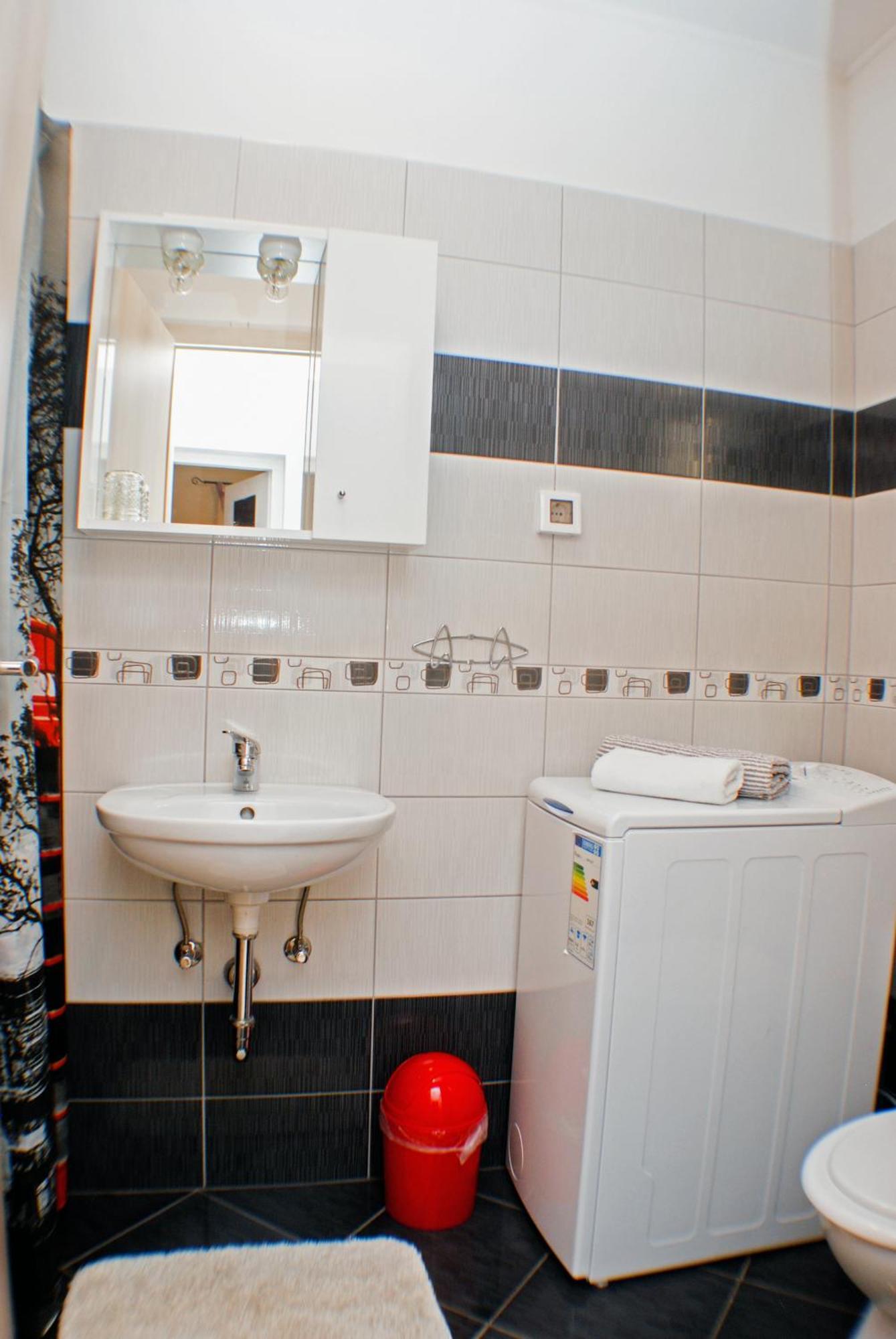 Apartman Nona Мотовун Екстериор снимка